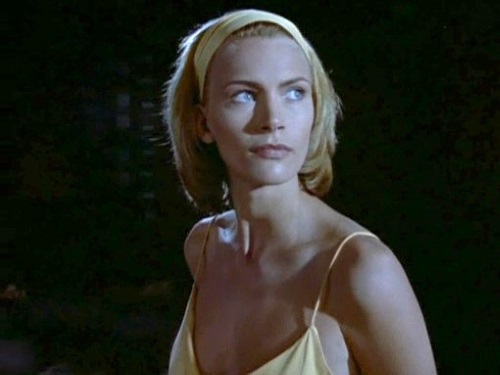 Imperceptibility (other)–Bits of Love-Outer Limits, Season 3, Episode 1